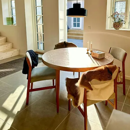 Townhouse From 1862 With Sunsets In Thorohuse Ferienhaus