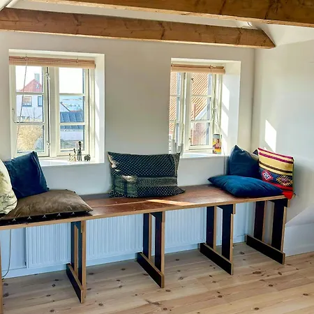Townhouse From 1862 With Sunsets In Thorohuse * Assens